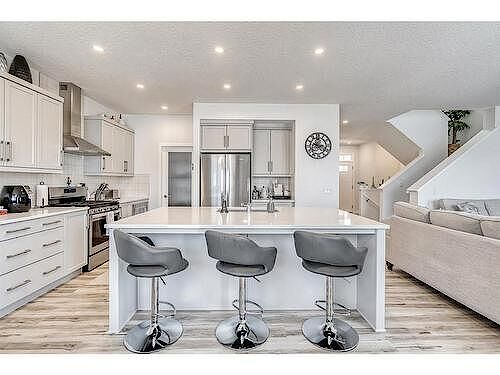 Calgary 3 bedrooms House for rent. Property photo: 534031-2
