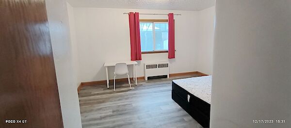 Calgary 2 bedrooms Room For Rent for rent. Property photo: 534459-2