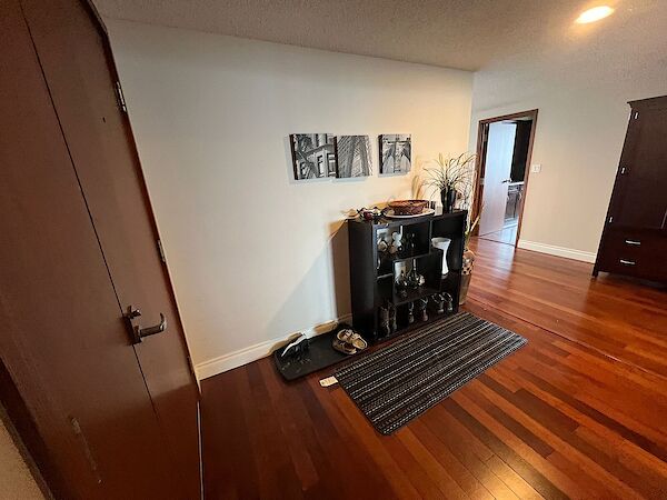 Calgary 1 bedroom Room For Rent for rent. Property photo: 534587-3