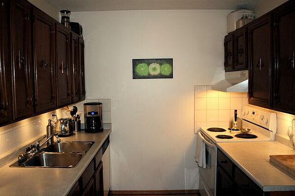 Calgary 3 bedrooms Main Floor for rent. Property photo: 535265-3