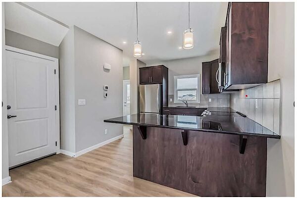 Calgary 3 bedrooms Main Floor for rent. Property photo: 535636-2