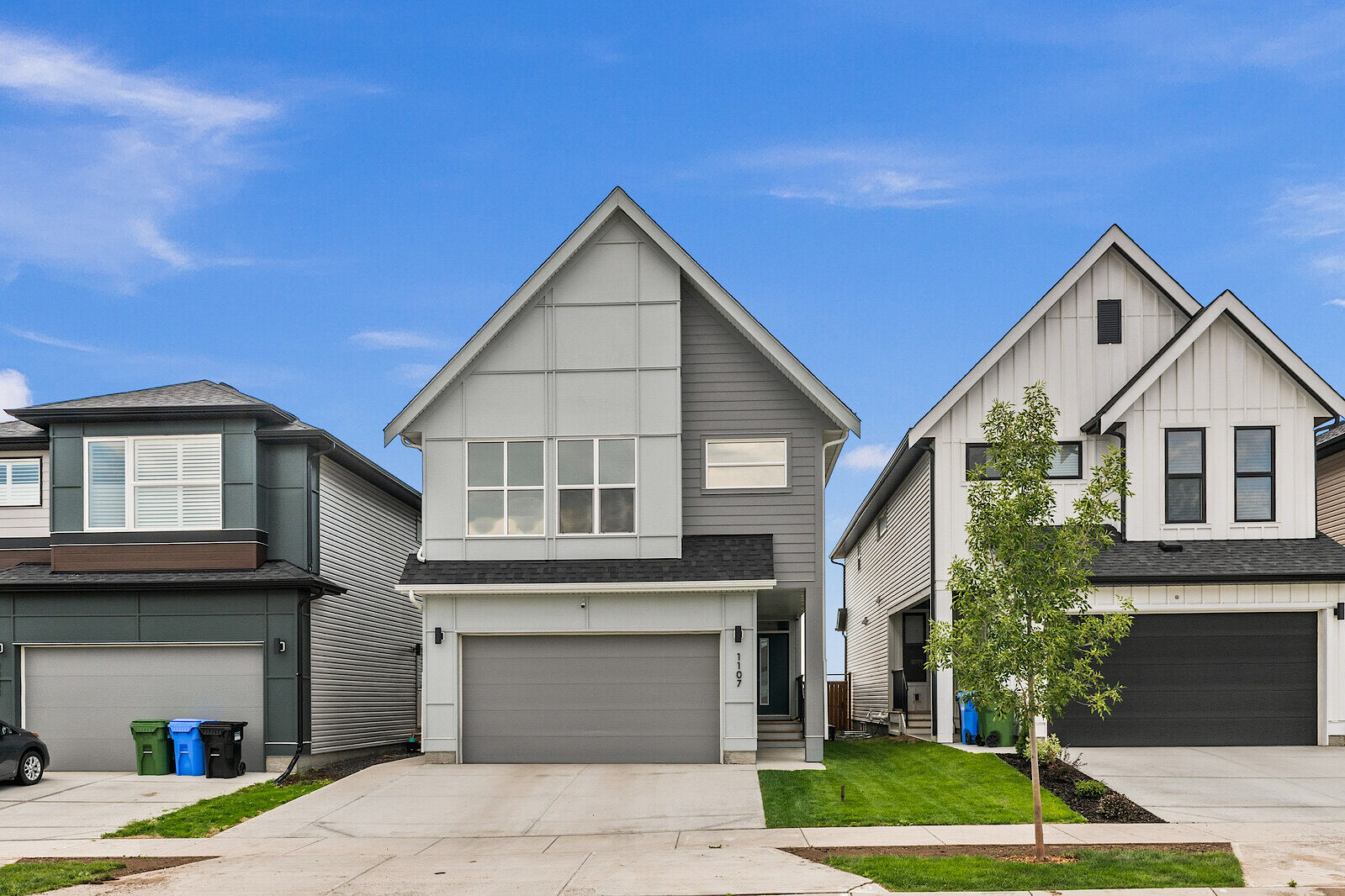 Calgary 3 + Den bedrooms Main Floor for rent. Property photo: 535652-1