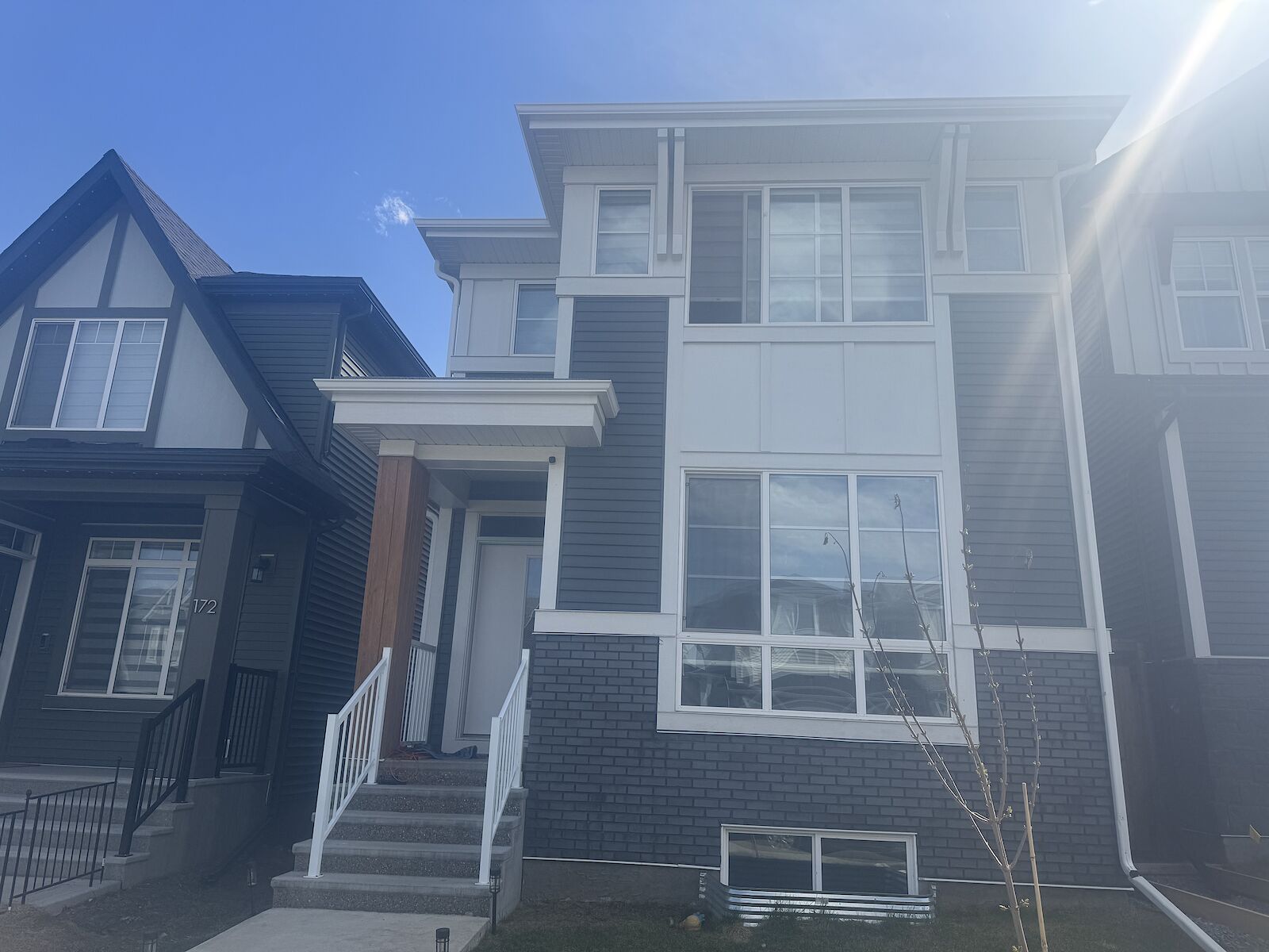 Calgary 3 + Den bedrooms House for rent. Property photo: 535943-1