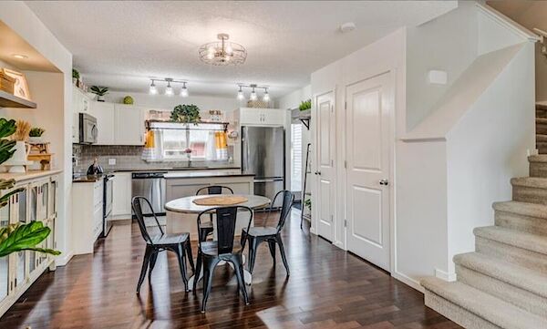 Large Master Bedroom available for rent