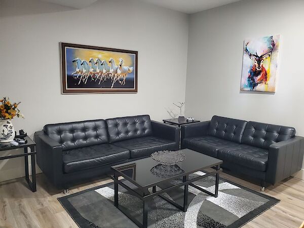 Calgary 4 bedrooms Room For Rent for rent. Property photo: 536369-2