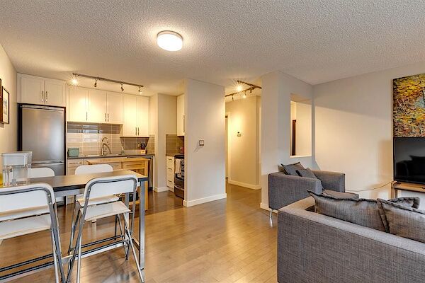 Calgary 1 bedroom Condo Unit for rent. Property photo: 536795-2