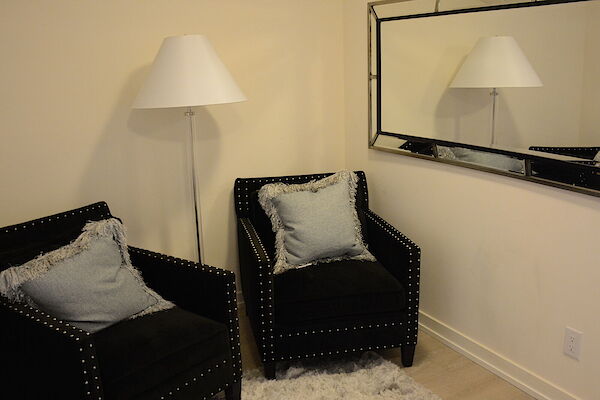 Calgary 1 + Den bedrooms Condo Unit for rent. Property photo: 536978-3