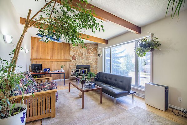 Calgary 6 bedrooms Room For Rent for rent. Property photo: 537048-3