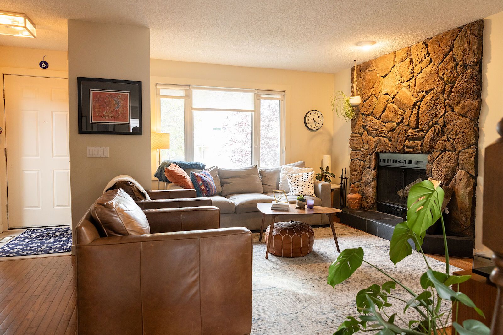 Calgary 3 bedrooms House for rent. Property photo: 537746-1