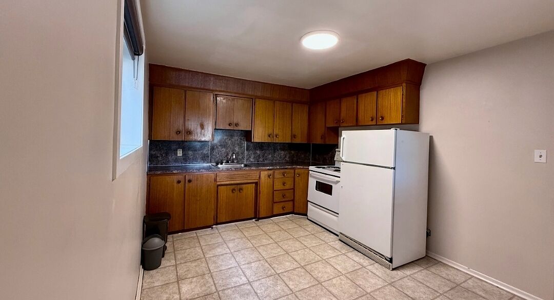 Calgary 1 bedroom Condo Unit for rent. Property photo: 537881-1