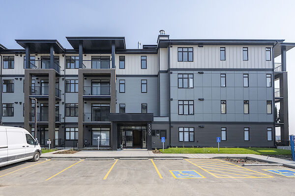 Calgary 2 bedrooms Condo Unit for rent. Property photo: 538299-2