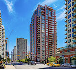 EXCELLENT LOCATION: SPACIOUS 2BR/2BA CONDO- SPECIAL: 50% OFF FIRST MONTH'S RENT