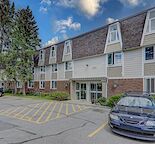 Large 1 Bedroom Condo