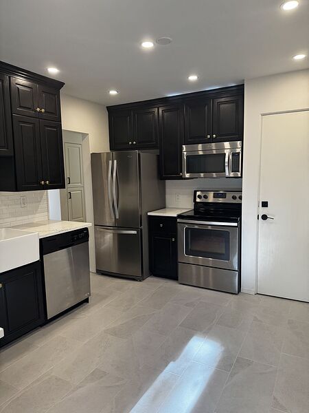 Calgary 3 bedrooms Main Floor for rent. Property photo: 538789-2