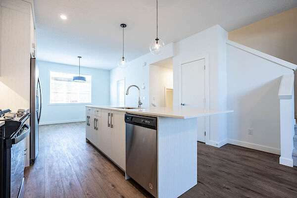 Calgary 3 bedrooms Townhouse for rent. Property photo: 539247-2