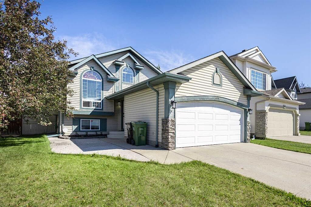 Calgary 6 bedrooms House for rent. Property photo: 539398-1
