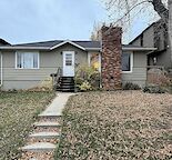 Windsor Park Suite (2 Bed and 1 Bath Basement)
