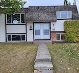 Beautiful 3 bedroom duplex