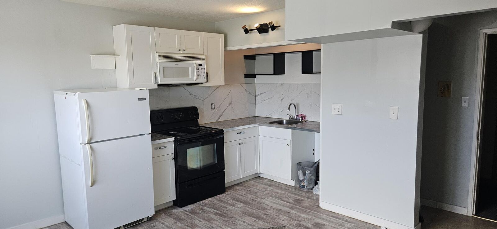 Calgary 1 bedroom Main Floor for rent. Property photo: 539763-1