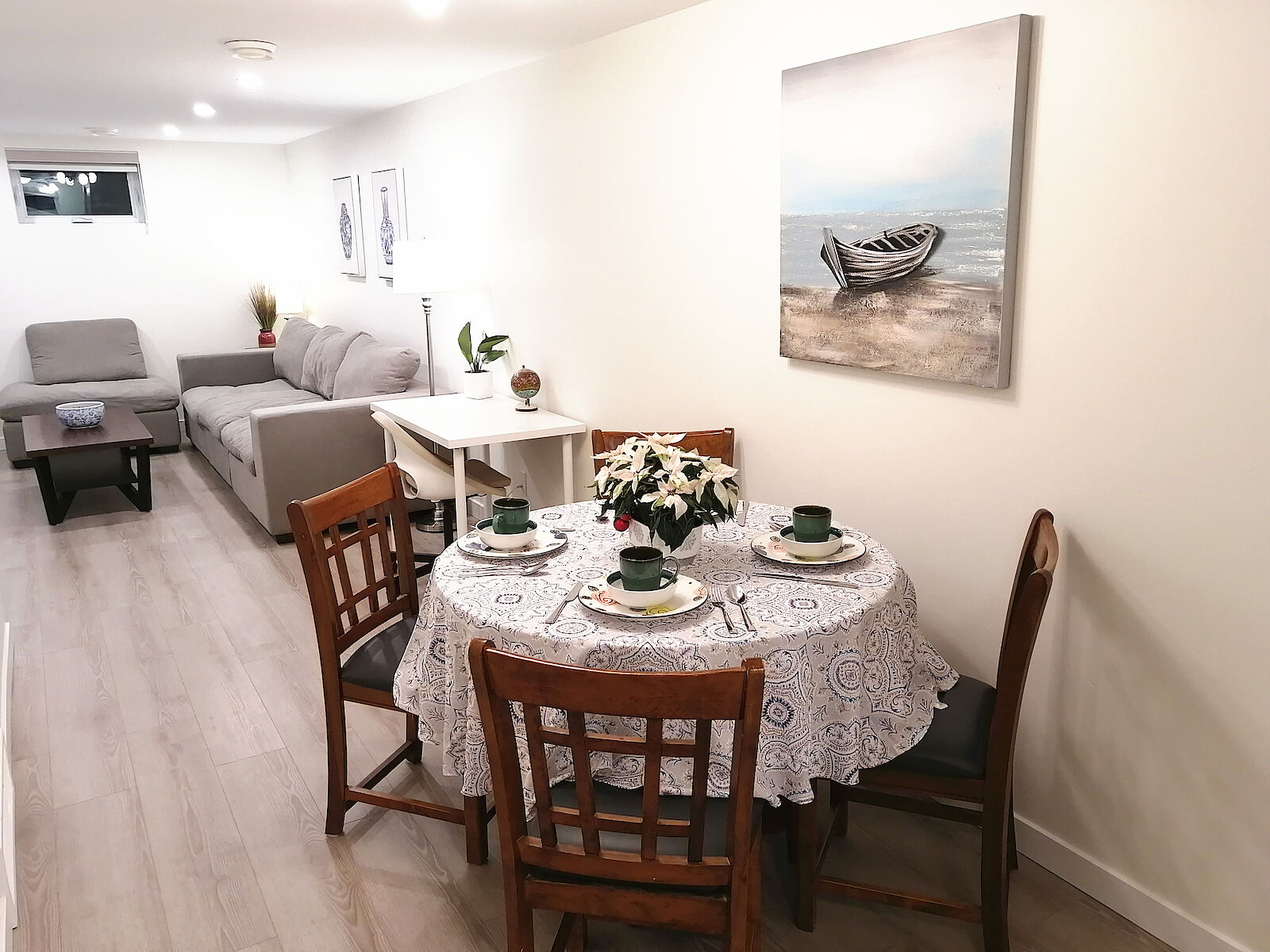 Calgary 2 bedrooms Basement for rent. Property photo: 539765-1