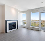 EXECUTIVE 2 BEDS 2 BATHS WITH BREATHTAKING VIEWS