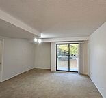 Pet-Friendly 3-Bedroom Townhouse in Glenbrook | Available November 1