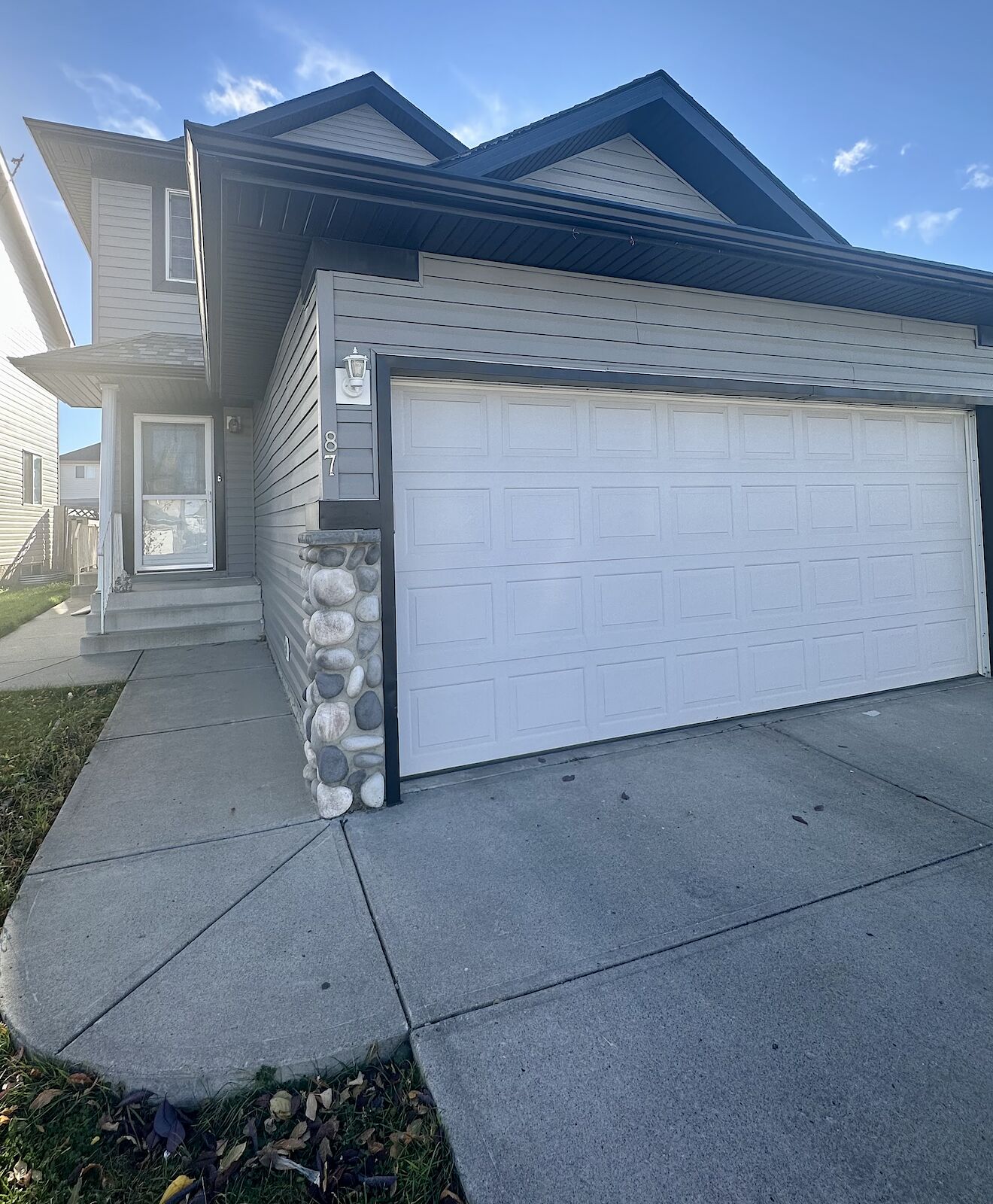 Calgary 3 bedrooms Main Floor for rent. Property photo: 541332-1