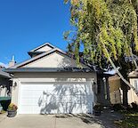 Southwest House for Rent (main and upper floors) in Family Friendly Somerset