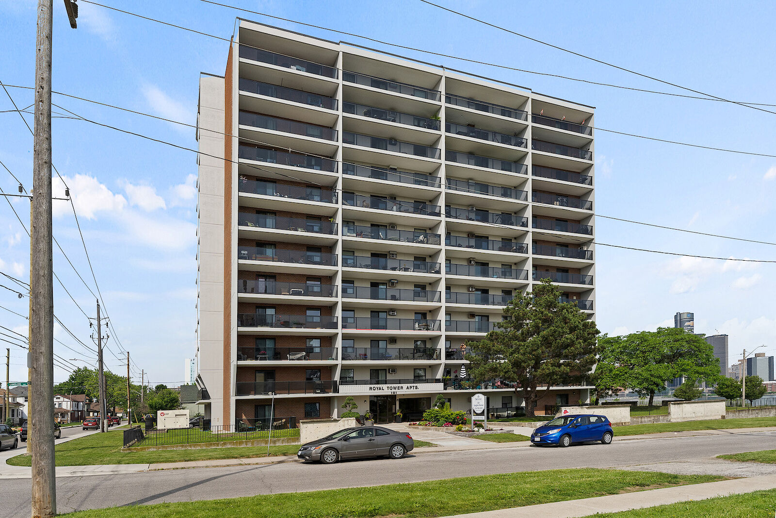 Windsor 2 bedrooms Apartment for rent. Property photo: 541848-1