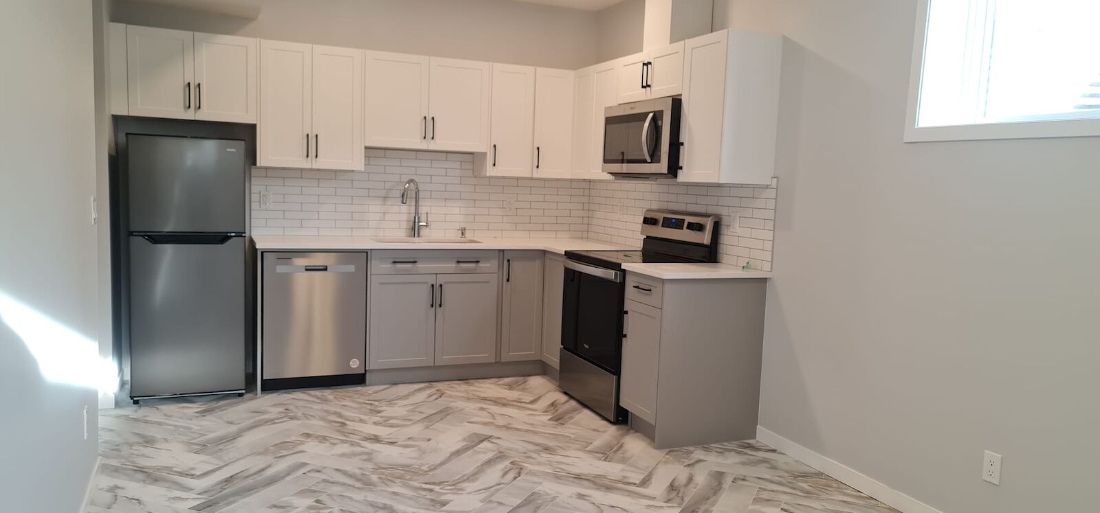 Calgary 2 bedrooms Basement for rent. Property photo: 542446-1