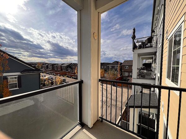 Calgary 2 bedrooms Condo Unit for rent. Property photo: 542518-3