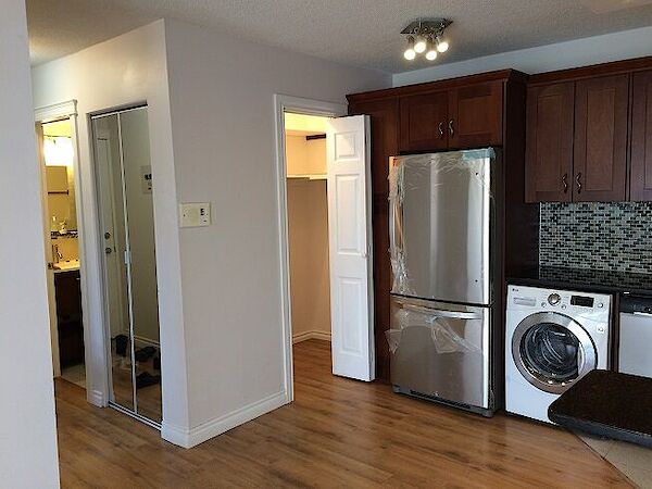 Calgary 1 bedroom Condo Unit for rent. Property photo: 542718-2