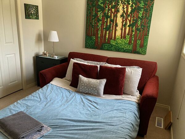 Room for Rent in Cochrane