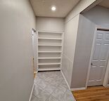 3 Available Rooms at Main floor and remodeled mainfloor for Rent