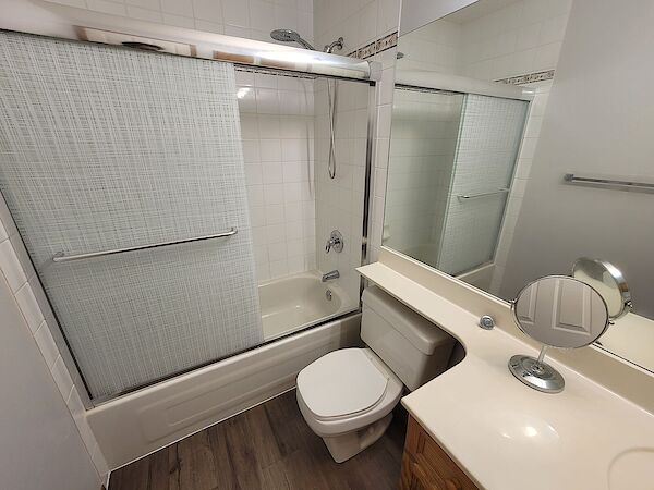 Calgary 1 bedroom Room For Rent for rent. Property photo: 542941-3