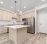 Beautiful and bright 3rd floor Unit!
