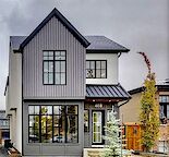 MODERN LUXURIOUS INNER CITY  1 BDRM 1 BATH