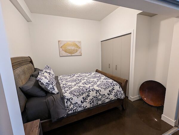 Calgary 2 bedrooms Condo Unit for rent. Property photo: 543932-3