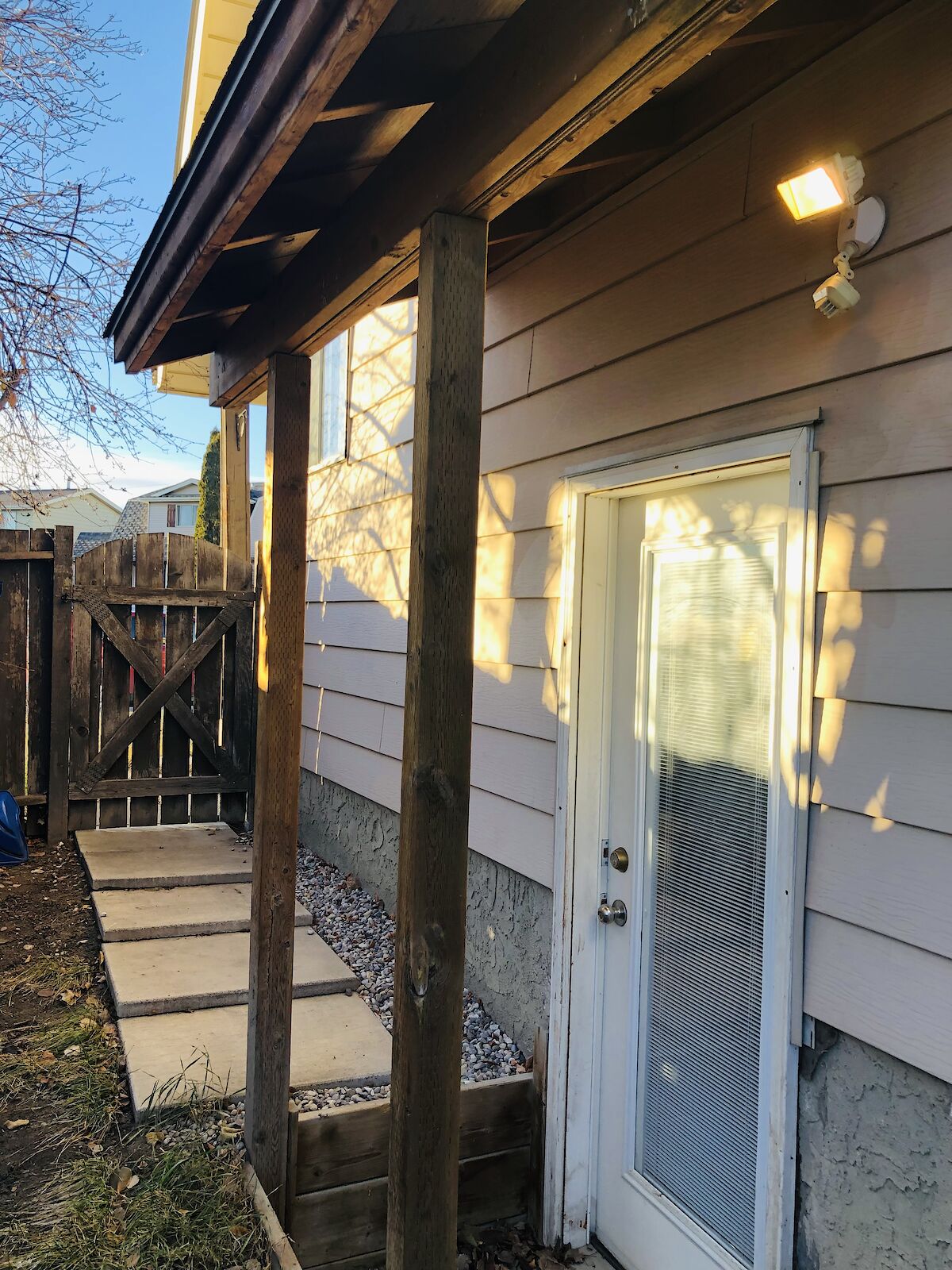 Calgary 1 bedroom Basement for rent. Property photo: 543935-1