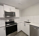 Legal suite Basement! Brand New 1 Bedroom! CLOSE TO ALL AMENITIES!