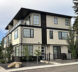 Spacious 3 Bedroom Ramsay Townhome