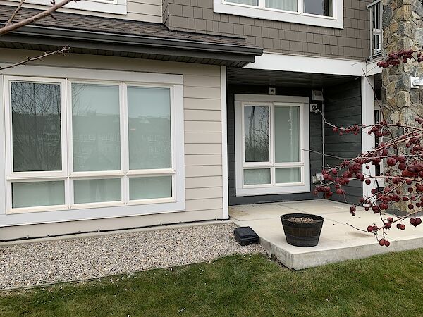 Calgary 1 + Den bedrooms Condo Unit for rent. Property photo: 545378-2