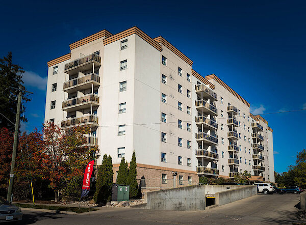 Waterloo 1 bedroom Apartment for rent. Property photo: 545602-3