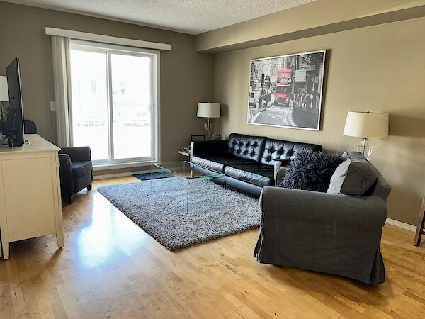 Calgary 1 bedroom Condo Unit for rent. Property photo: 545671-2