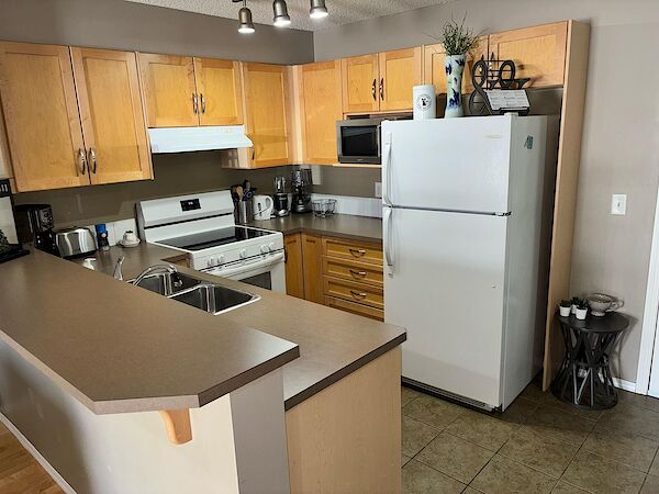 Calgary 1 bedroom Condo Unit for rent. Property photo: 545671-3