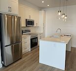 Cozy 1 bedroom 1.5 bath convinent location