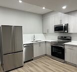 2 bedroom (1 ensuite Room) Basement in Glacier Ridge NW