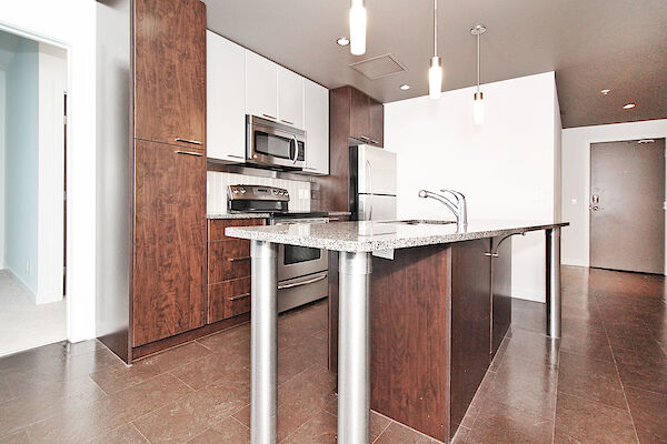 Calgary 2 bedrooms Condo Unit for rent. Property photo: 546045-3