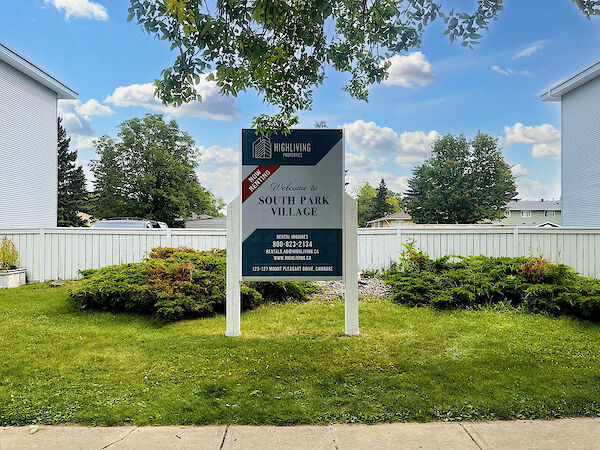 Camrose 2 bedrooms Apartment for rent. Property photo: 546878-2