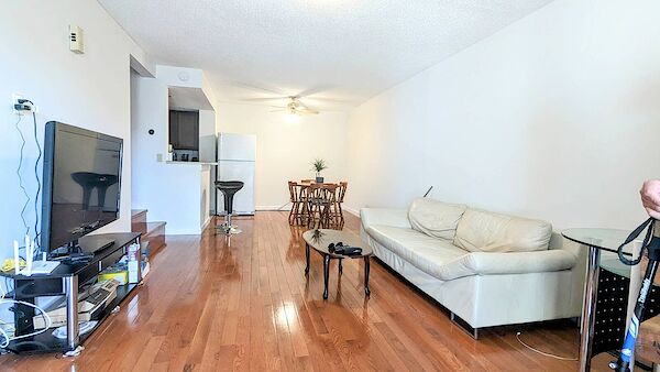Calgary 3 bedrooms Townhouse for rent. Property photo: 547168-2